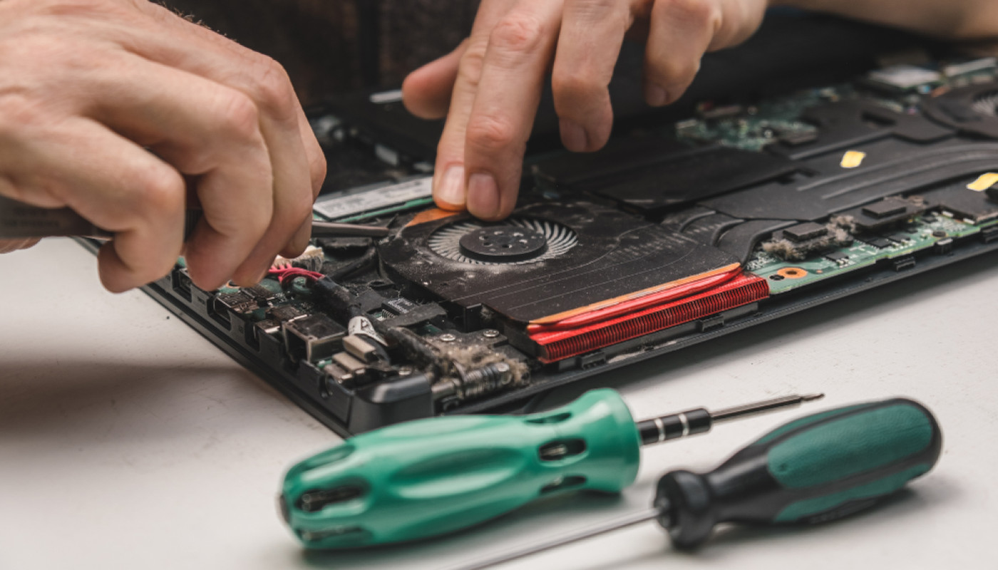 Dépannage informatique urgent à Nice : Adim06, l'assurance d'une intervention rapide